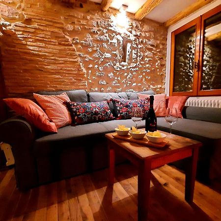 La Casa Rosa Di Segusino With Spa Jacuzzi In Garden Sequsino الغرفة الصورة