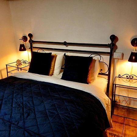 La Casa Rosa Di Segusino With Spa Jacuzzi In Garden Sequsino الغرفة الصورة