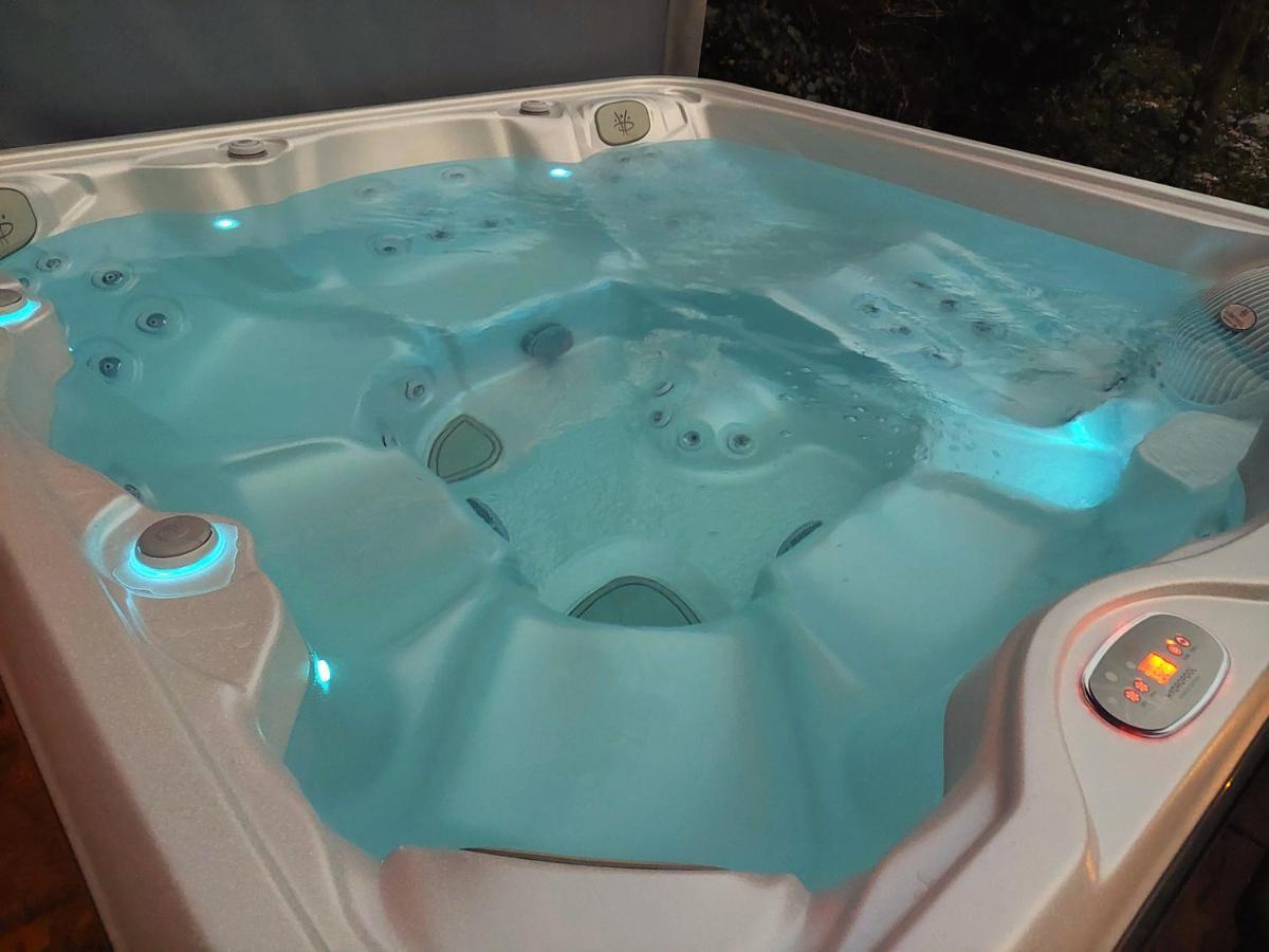 La Casa Rosa Di Segusino With Spa Jacuzzi In Garden Sequsino المظهر الخارجي الصورة