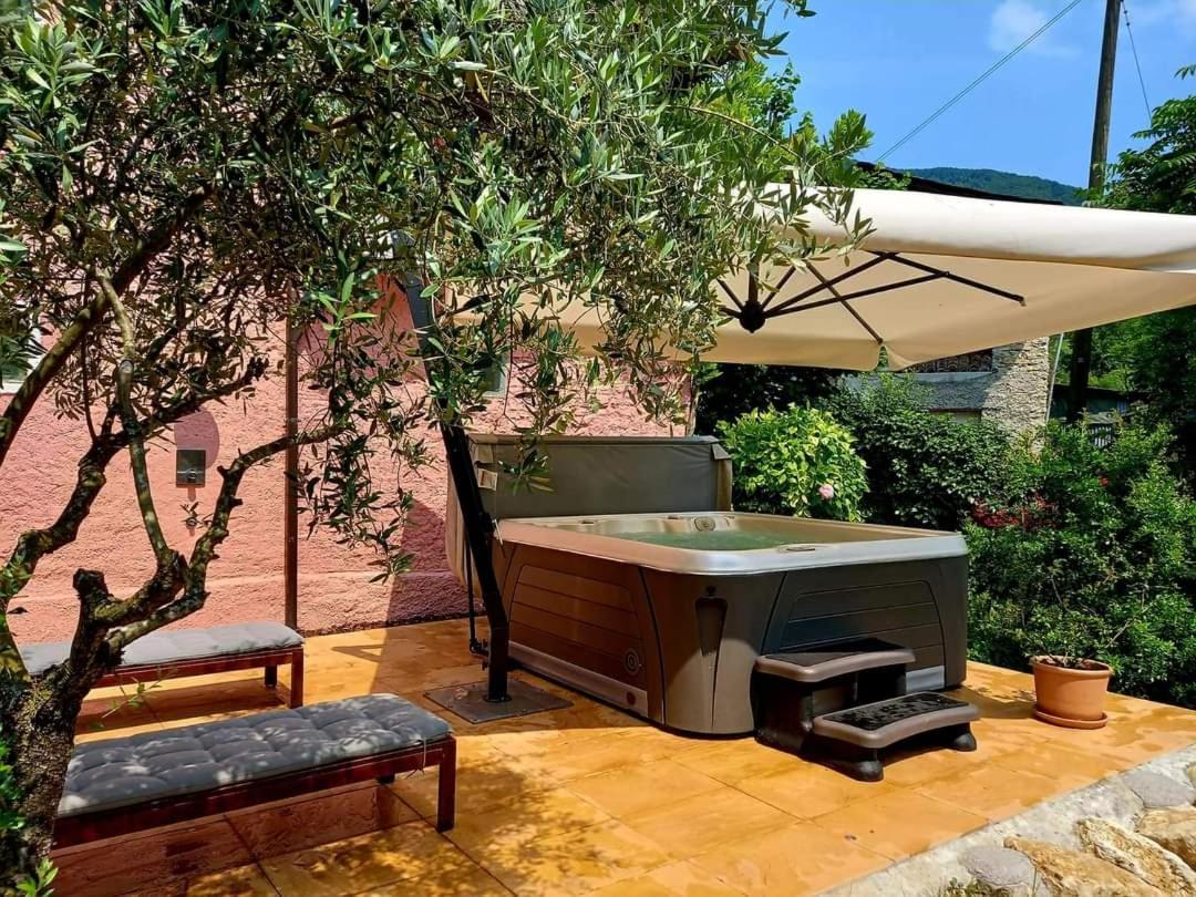 La Casa Rosa Di Segusino With Spa Jacuzzi In Garden Sequsino المظهر الخارجي الصورة